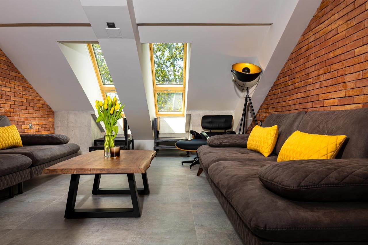 Industrial-Style 2Bd Loft With Parking Spot By Flat Mаnager Apartment พลอฟดิฟ ภายนอก รูปภาพ