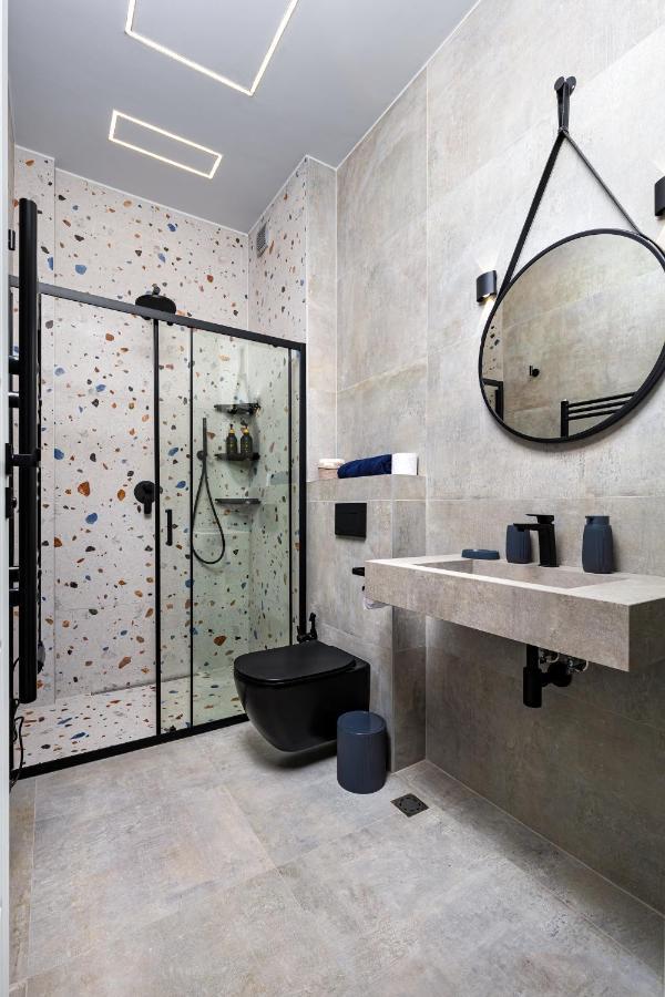 Industrial-Style 2Bd Loft With Parking Spot By Flat Mаnager Apartment พลอฟดิฟ ภายนอก รูปภาพ