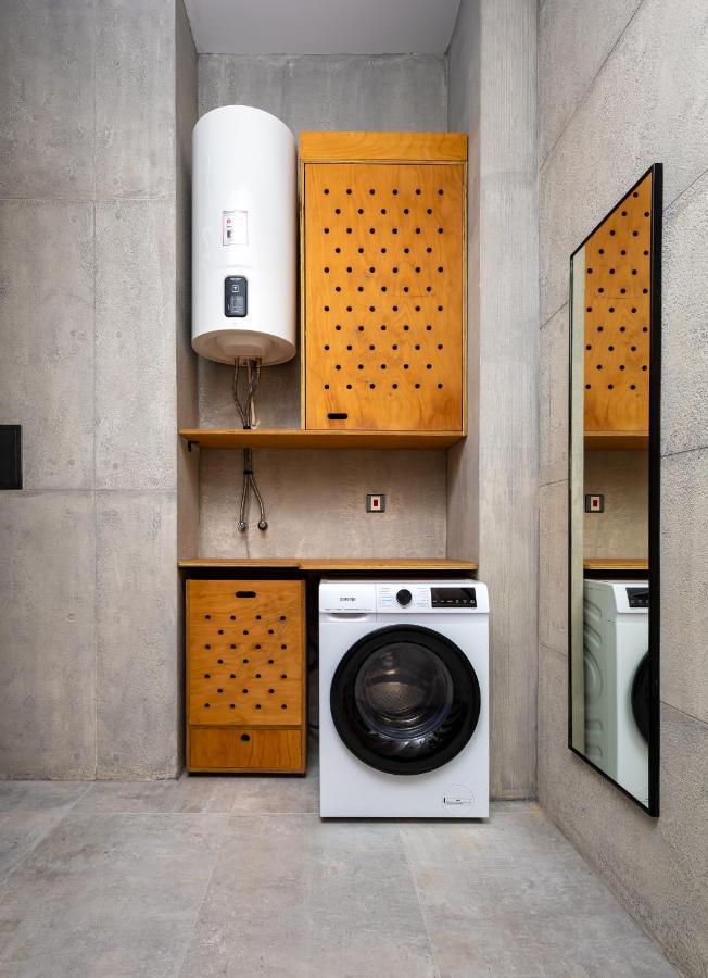 Industrial-Style 2Bd Loft With Parking Spot By Flat Mаnager Apartment พลอฟดิฟ ภายนอก รูปภาพ